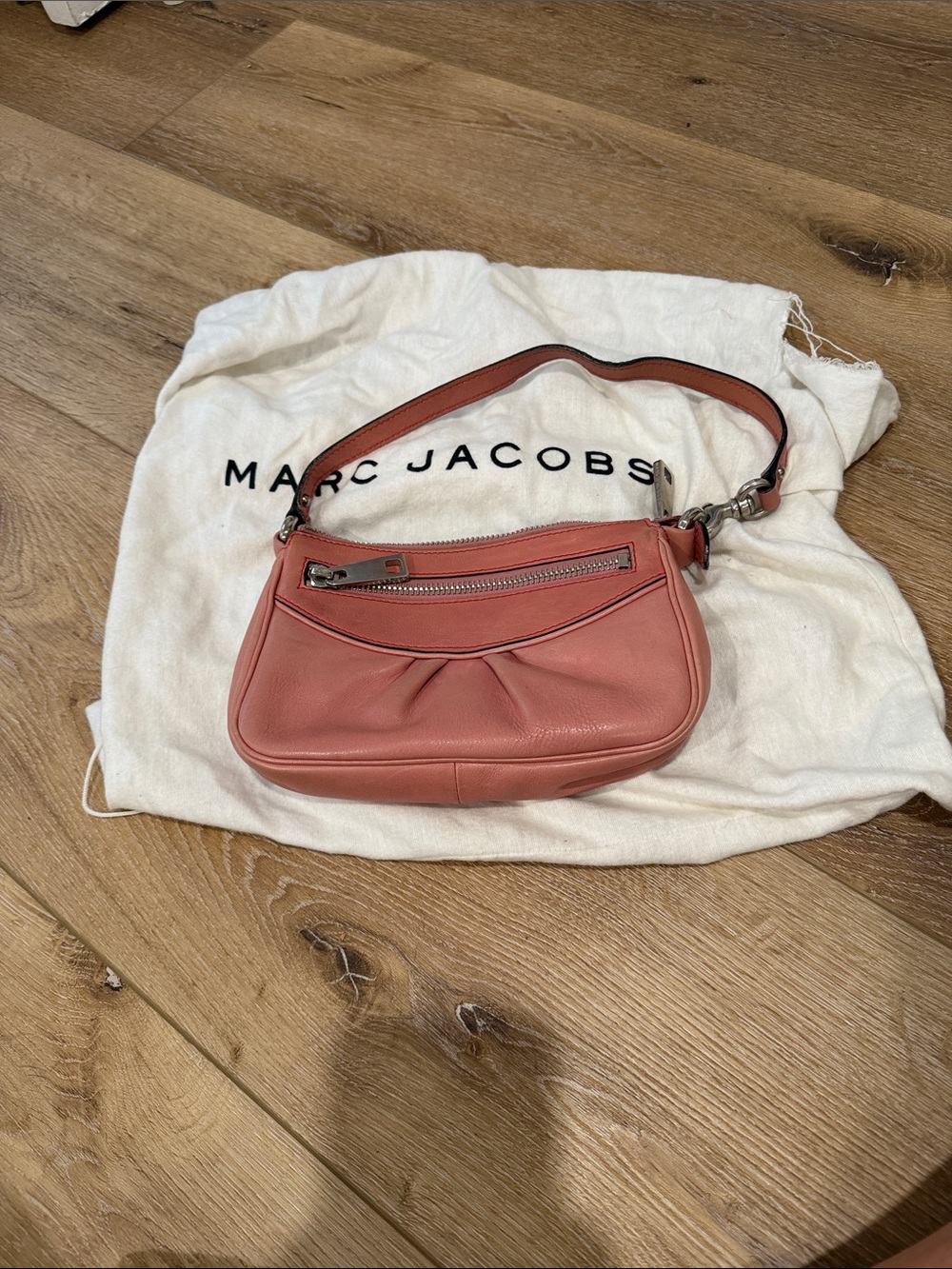 Rare Archival MARC JACOBS Mainline Pleated Leather Baguette Bag Coral Pink Y2K